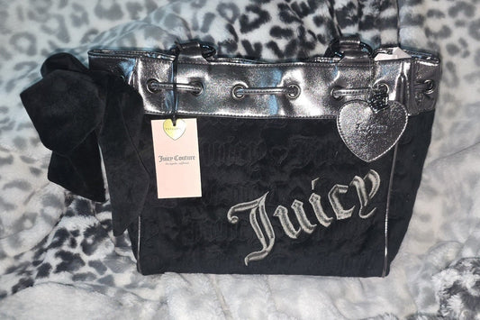 Juicy Couture Vintage Dreams Daydreamer Tote – Black Liquorice (Gunmetal Silver)