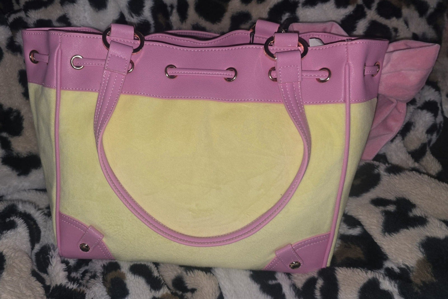 Juicy Couture Classic Scottie Dogs Daydreamer Tote Yellow Iris Large Velour Y2K Shoulder Bag NWT