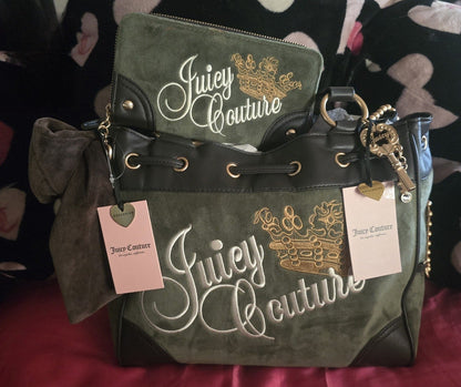 Juicy Couture Key To Juicy Daydreamer Tote & Wallet Set – Super Greens