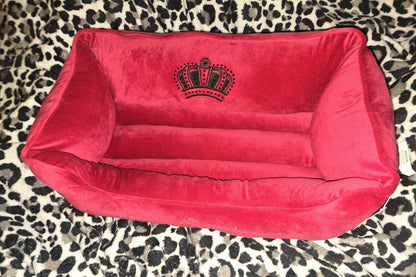 Juicy Couture Crown Bling Hot Pink Pet Bed – Medium (28" x 18" x 10") 👑