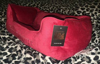 Juicy Couture Crown Bling Hot Pink Pet Bed – Medium (28" x 18" x 10") 👑