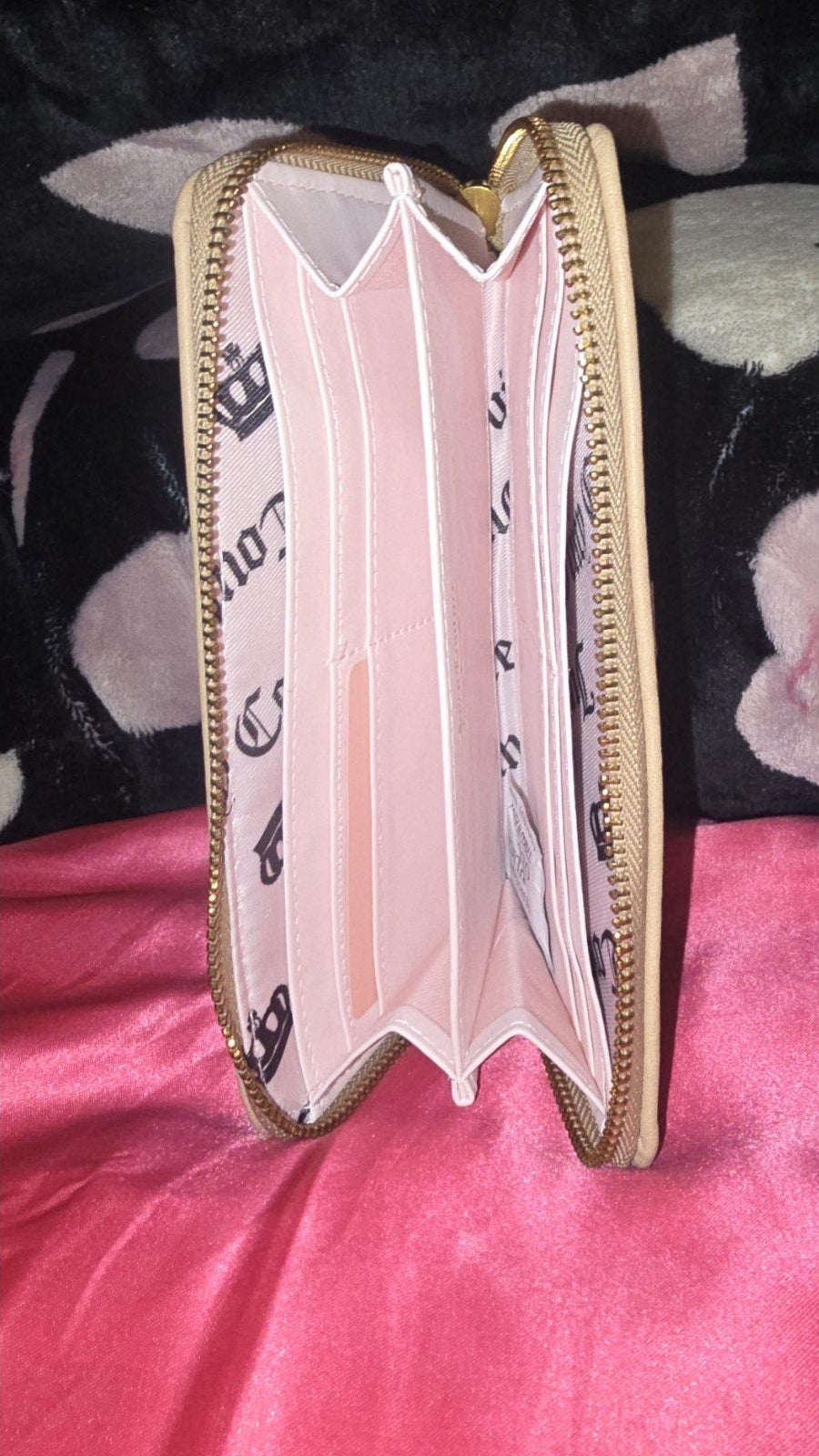 Juicy Couture Pecan Romance Satchel & Matching Wallet – Leather Bow Charm 👜