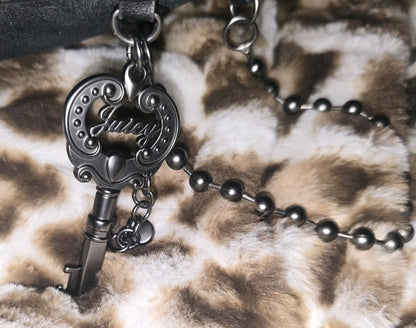 Juicy Couture Classic Juicy Lover Daydreamer Tote in Liquorice Black Large Velour Y2K Shoulder Bag NWT