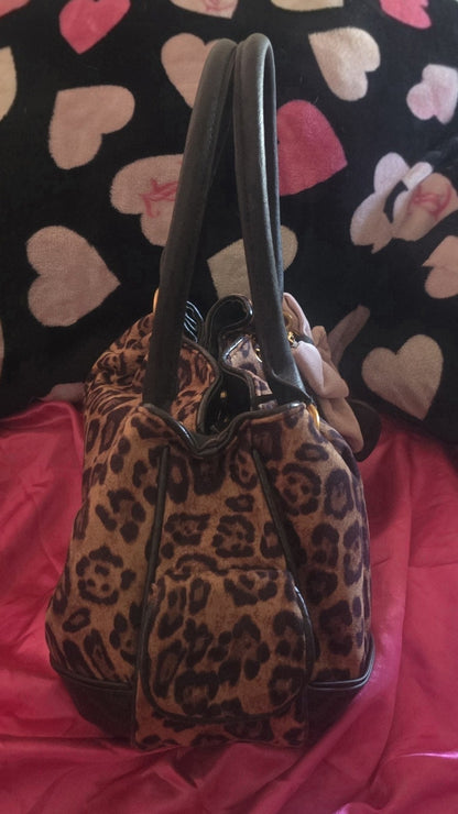 Juicy Couture Leopard Romance Satchel Shoulder Bag with Bow Charm – Rare 🐆