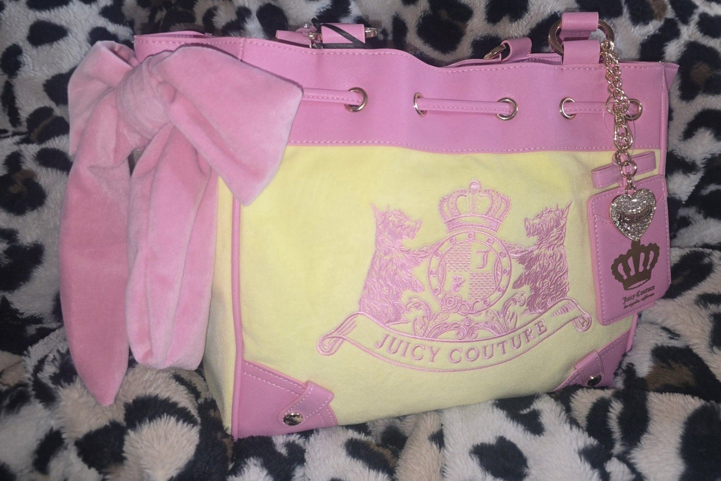 Juicy Couture Classic Scottie Dogs Daydreamer Tote Yellow Iris Large Velour Y2K Shoulder Bag NWT