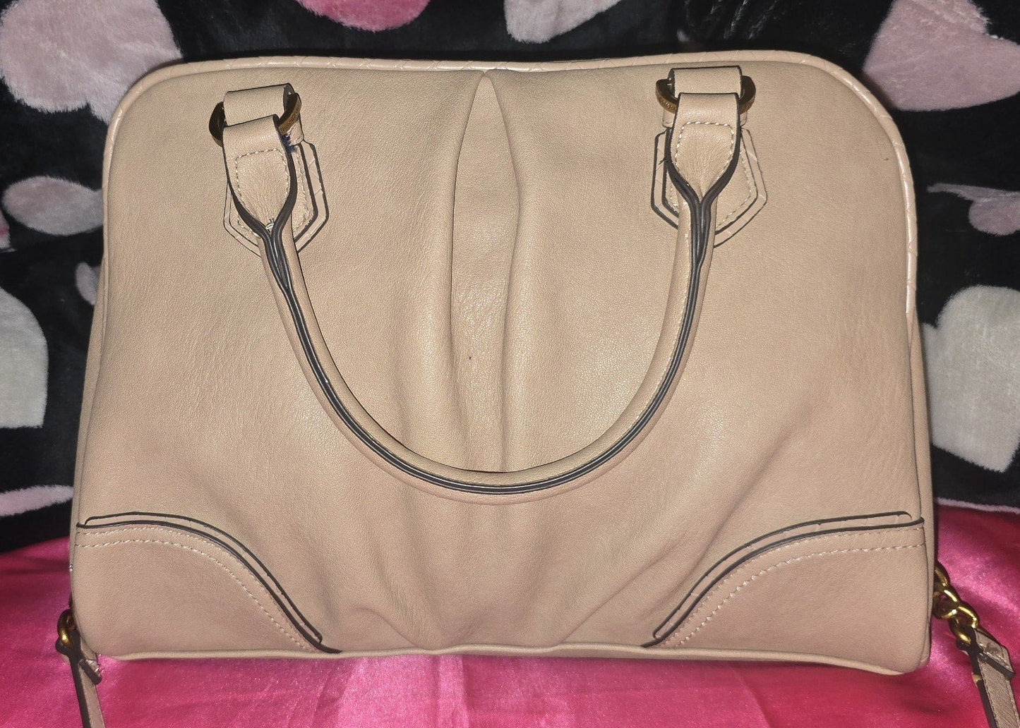 Juicy Couture Pecan Romance Satchel & Matching Wallet – Leather Bow Charm 👜