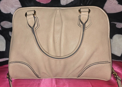 Juicy Couture Pecan Romance Satchel & Matching Wallet – Leather Bow Charm 👜