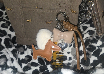 Madden Girl Dachshund Viral Tote Bag With Charms – Brown (NWT) 🐾