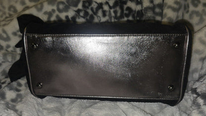 Juicy Couture Vintage Dreams Daydreamer Tote – Black Liquorice (Gunmetal Silver)